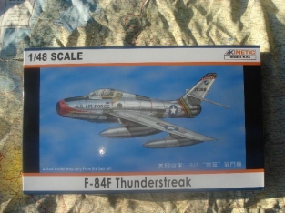 Kinetic 4801  F-84F 